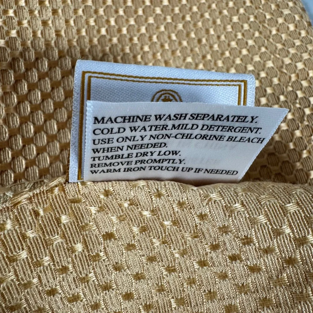 Waterford set cloth